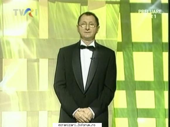 horatiu malaele � �gluma asta nu e e cea mai goală pe care o veţi auzi , umorului e total